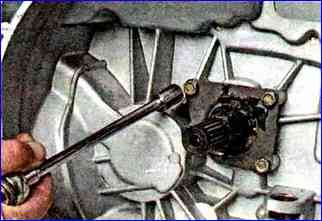 Замена агрегатов сцепления двигателя ВАЗ-21114