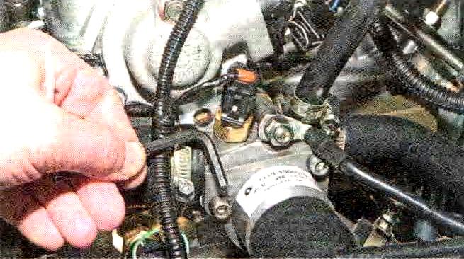 Заміна термостата двигуна ВАЗ-21114
