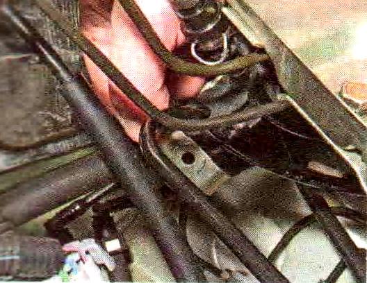 Injektoren des VAZ-21114 prüfen und ersetzen engine