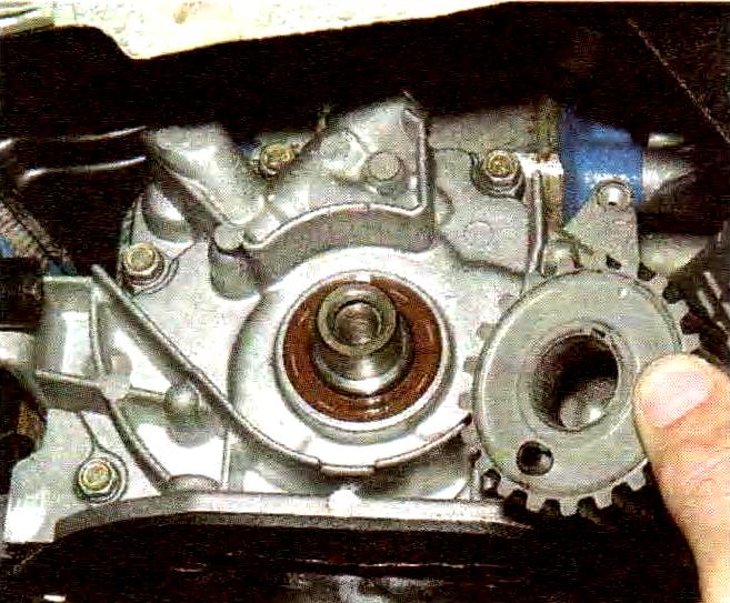 Reemplazo del cigüeñal sellos de aceite del motor VAZ-21114 