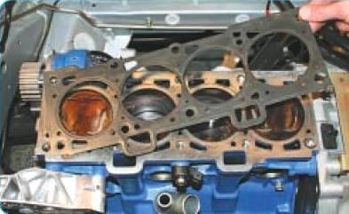 Заміна прокладки ГБЦ двигуна ВАЗ-21126