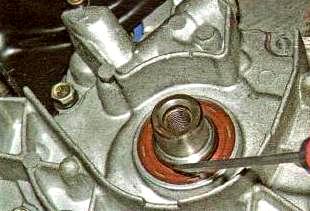 Замена сальников коленчатого вала двигателя ВАЗ-21126