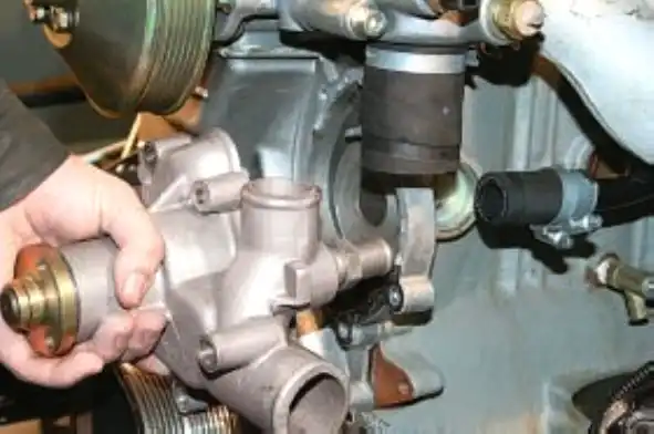 Замена цепей приводов ЗМЗ-409 Замена цепей приводов ЗМЗ-409