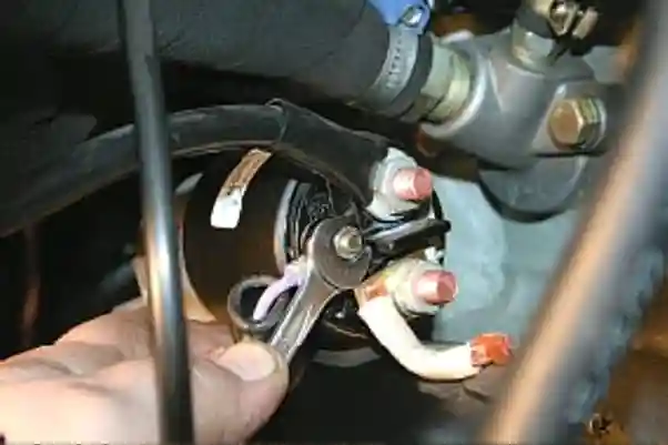 Снятие двигателя ЗМЗ-409 с автомобиля