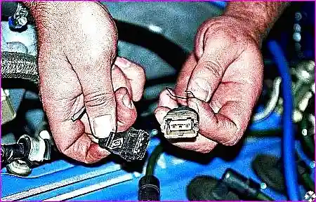 Отсоединение разъема