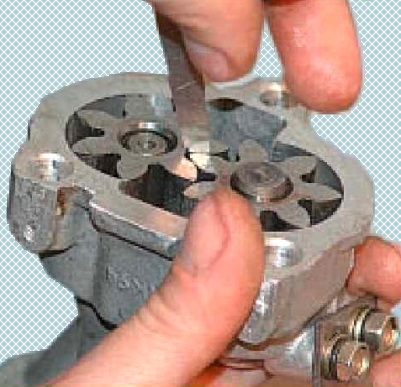 Oil Pump Parts Check