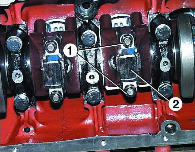 How to assemble ZMZ-406 connecting rod and piston group