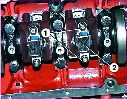 Снятие крышки шатуна