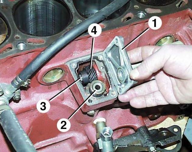 Ausbau, Fehlerbehebung und Reparatur von die Zwischenwelle des ZMZ-406-Motors