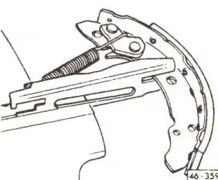 рис::зажать в тисках разжимную планку зажать в тисках разжимную планку