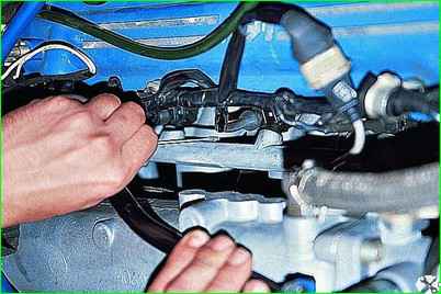 Revisión y sustitución de inyectores del motor