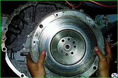 Extracción e instalación del volante