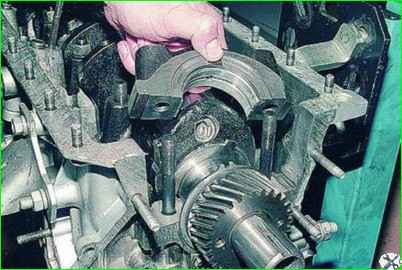 Disassembly of the ZMZ-402 engine