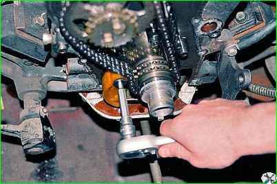 Reemplazo de circuitos del motor ZMZ-406
