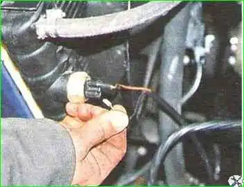 Reemplazo del sensor de encendido del ventilador eléctrico