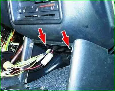 Dashboard GAZ-3110-Entfernung