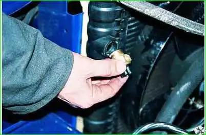 Comprobación del circuito de encendido del ventilador eléctrico