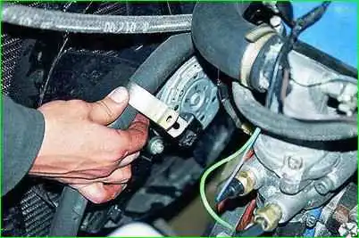 Extracción de electroventilador con motor ZMZ-406
