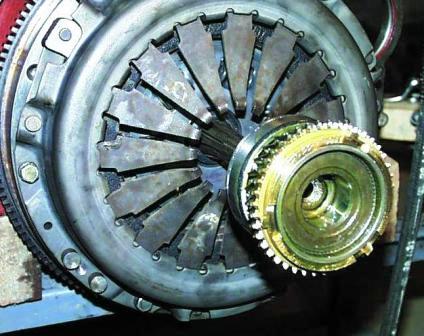 Removing and installing clutch discs GAZ-3110