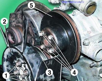 Removing and installing 402 engine camshaft