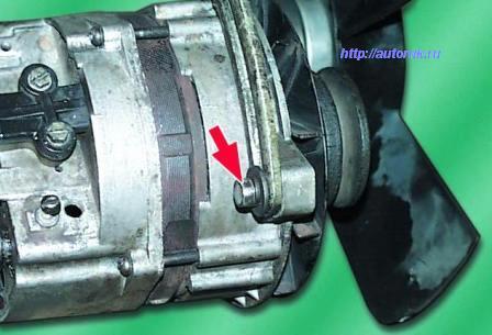 GAZ-3110 alternator belt replacement