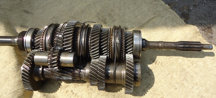 Transmission disassembly and assembly