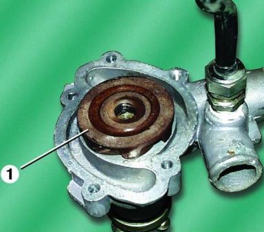 GAZ-2705 liquid pump replacement