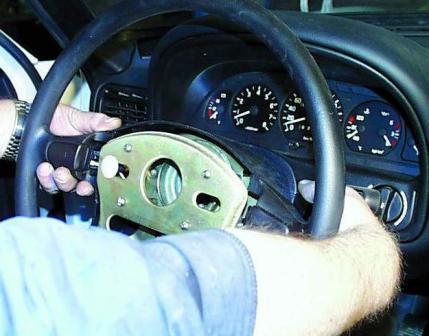 Зняття рульового колеса ГАЗ-3110 та встановлення