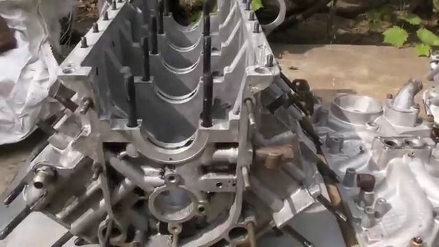 Preparación de componentes y piezas para el montaje del motor Motor ZMZ-53 