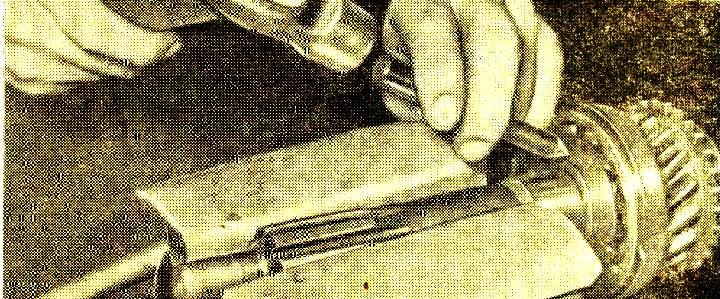 Perforación de la tuerca de fijación del rodamiento de bolas para la caja de cambios GAZ-53, GAZ-66