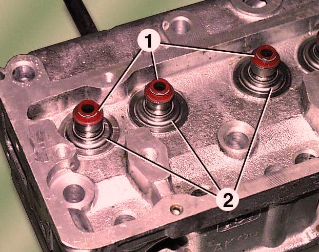 Reparatur des Zylinders Kopf des ZMZ-402-Motors des Autos GAZ-2705