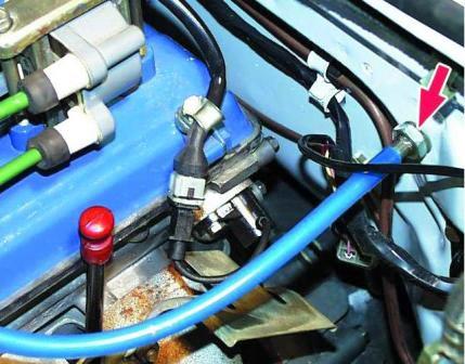 Replacing the GAZ-3110 accelerator cable
