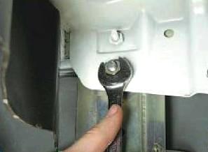 Снятие и установка переднего бампера и усилителя бампера автомобиля Газель
