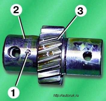 ось шестерен заднего хода 3302