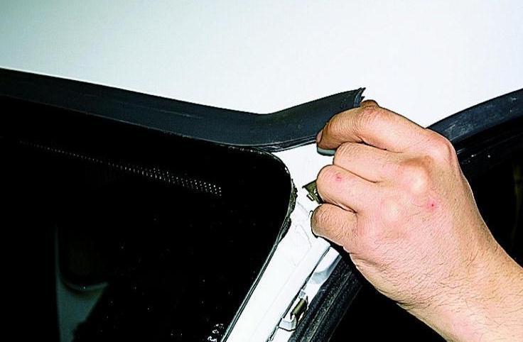 Gazelle car windshield replacementь