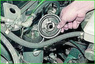 Replacing the oil and oil filter of the GAZ-2705 engine with the ZMZ-402 engine