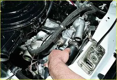 Replacing the Gazelle car engine coolant