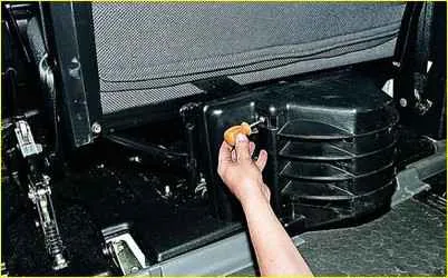Replacing the Gazelle car engine coolant