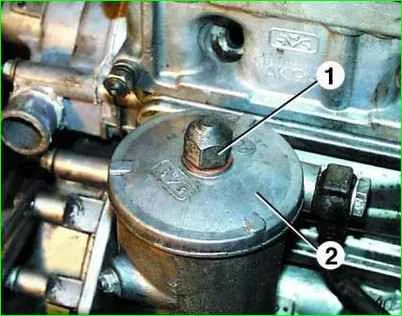 Austausch des Ölfilters GAZ-2705