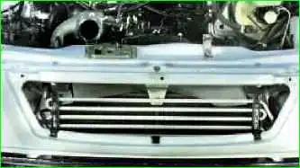 Снятие и установка маслорадиатора ГАЗ-2705