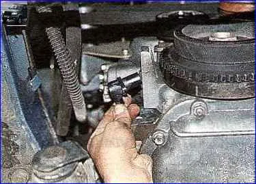 Қозғалтқыш тізбектерін ауыстыру ZMZ-406 GAZ-2705