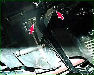 Removal and installation of the ZMZ 405 GAZ-2705 engine