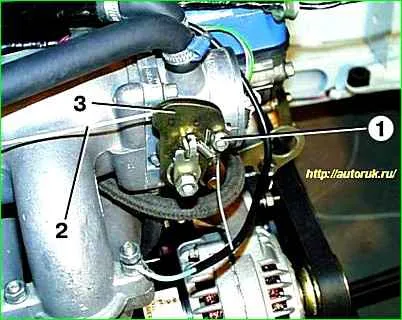 Ersetzen des Gaskabels GAZ-2705
