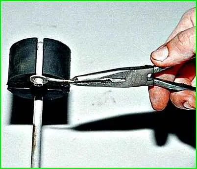 How to replace the muffler and resonator of the GAZ-2705 car