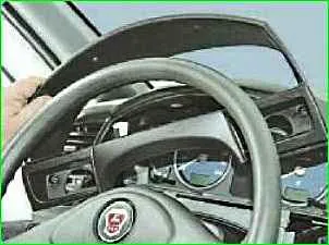 2003 жылдан бері шығарылған автомобильдің аспаптар кластерін алып тастау