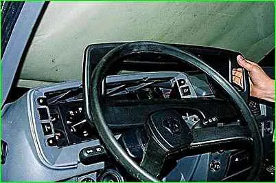 2003 жылға дейін шығарылған автомобильдер үшін аспаптар кластерін алып тастау