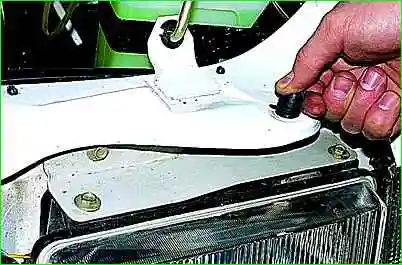 Зняття капота Зняття капота