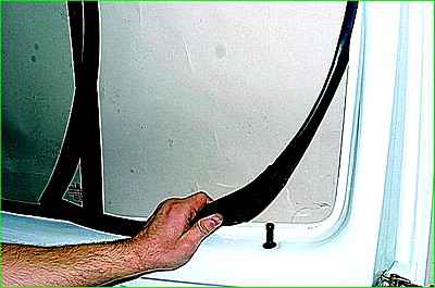 Replacement of front door glass GAZ-2705