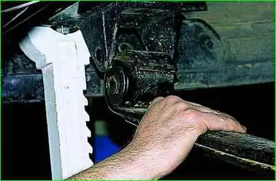 Removal and repair of the front spring GAZ-2705