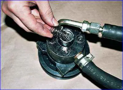 Removal and repair power steering pump for Gazelle car